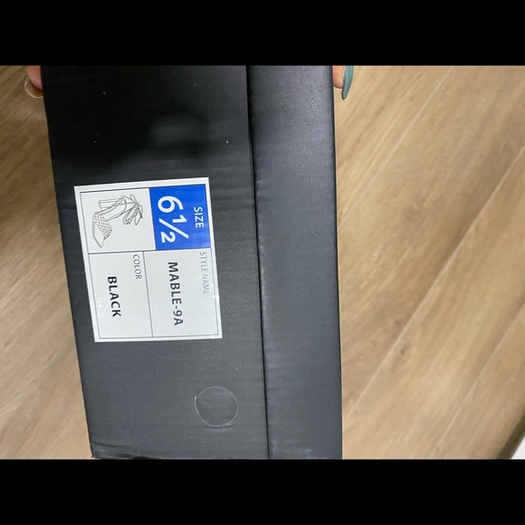 NWT black braided lace up heel sandals - Picture 6 of 7